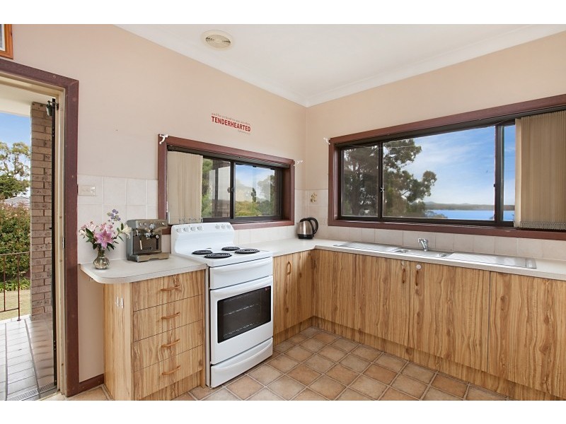 9 Morris Crescent, Bonnells Bay NSW 2264