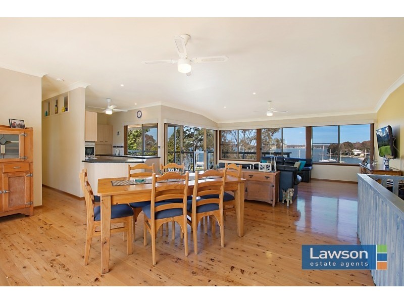 87 Sunshine Parade, Sunshine NSW 2264