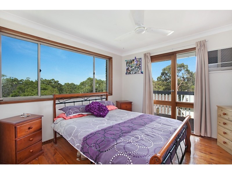 8 Fishery Point Road, Mirrabooka NSW 2264