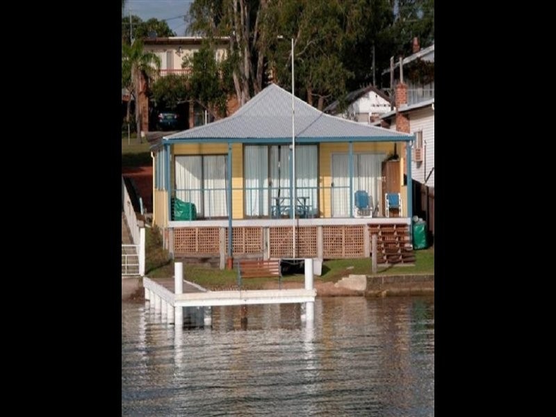 43 Sunshine Parade, Sunshine NSW 2264
