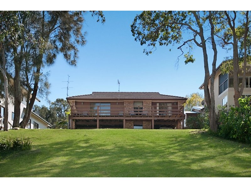 24 Buttaba Road, Brightwaters NSW 2264