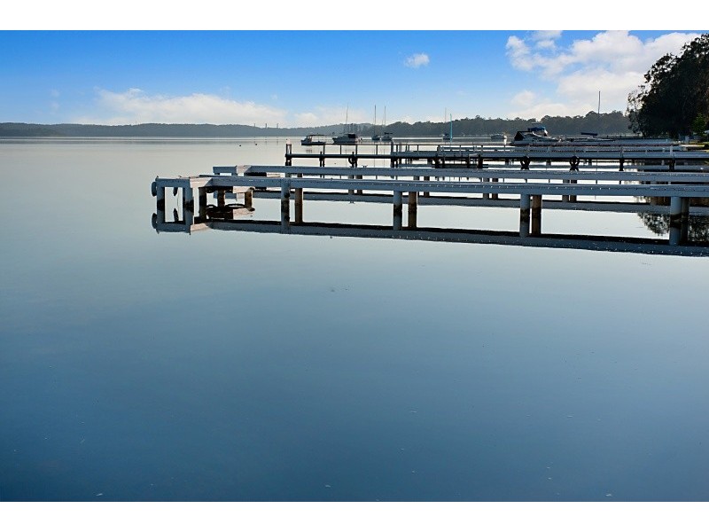 111 Grand Parade, Bonnells Bay NSW 2264