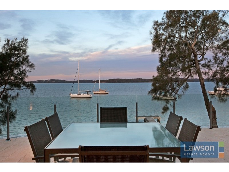 9 Beach Road, Balcolyn NSW 2264