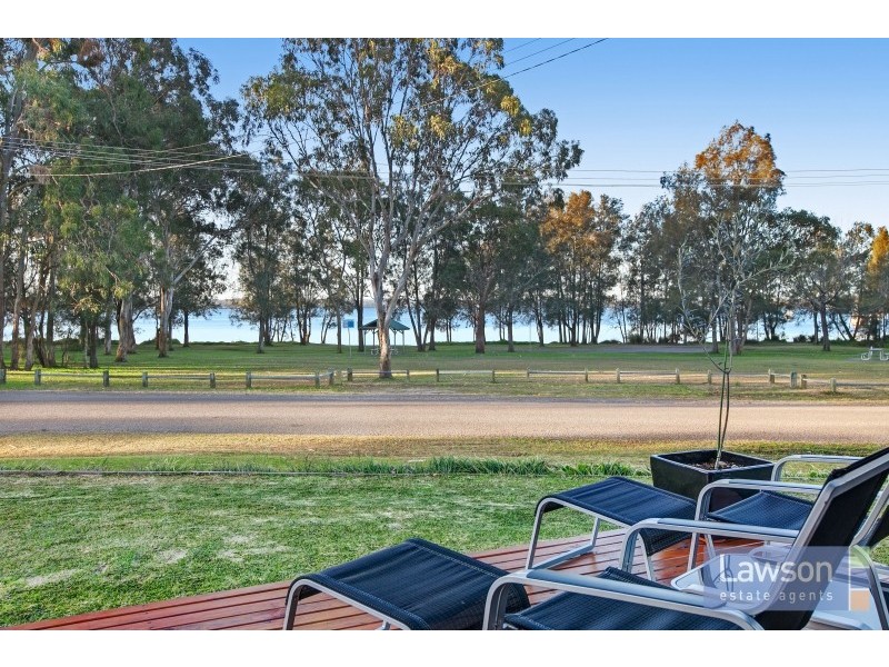 74 Grand Parade, Bonnells Bay NSW 2264