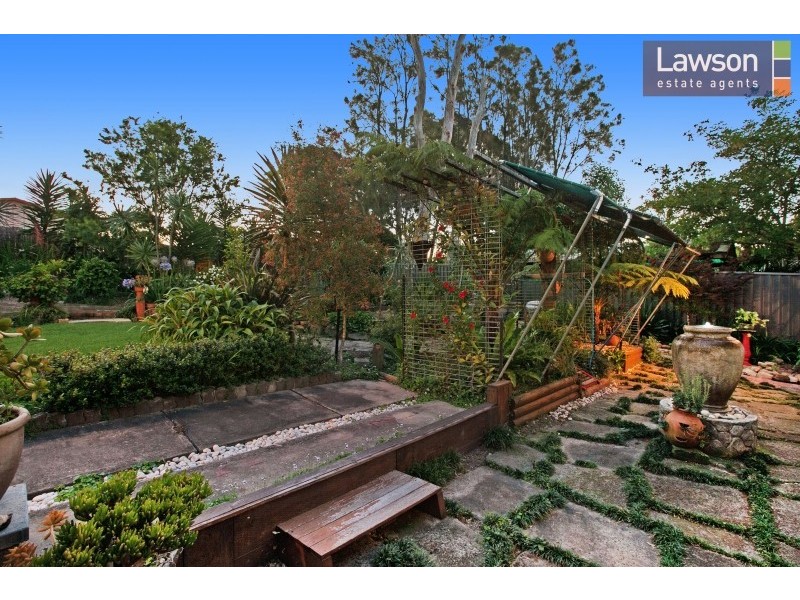 6 Dandaraga Road, Brightwaters NSW 2264