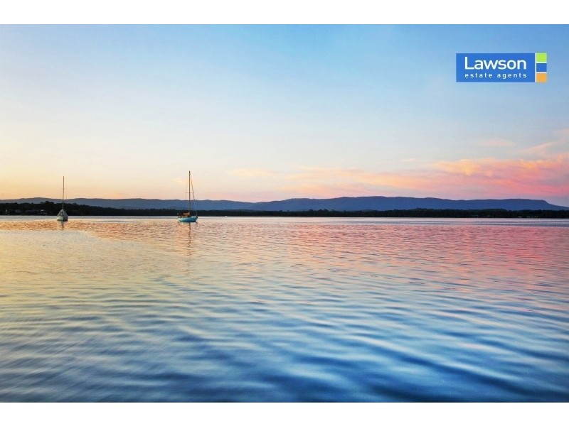 211 Grand Parade, Bonnells Bay NSW 2264