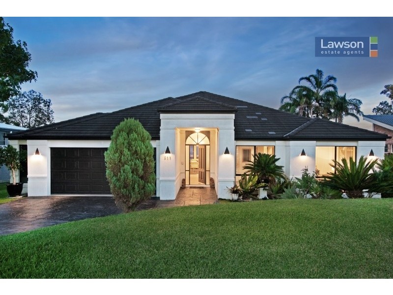 211 Grand Parade, Bonnells Bay NSW 2264