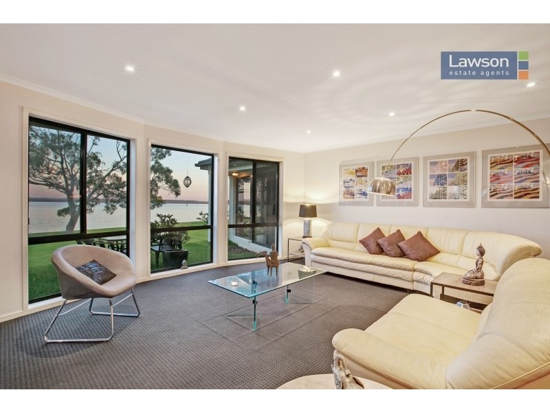 211 Grand Parade, Bonnells Bay NSW 2264