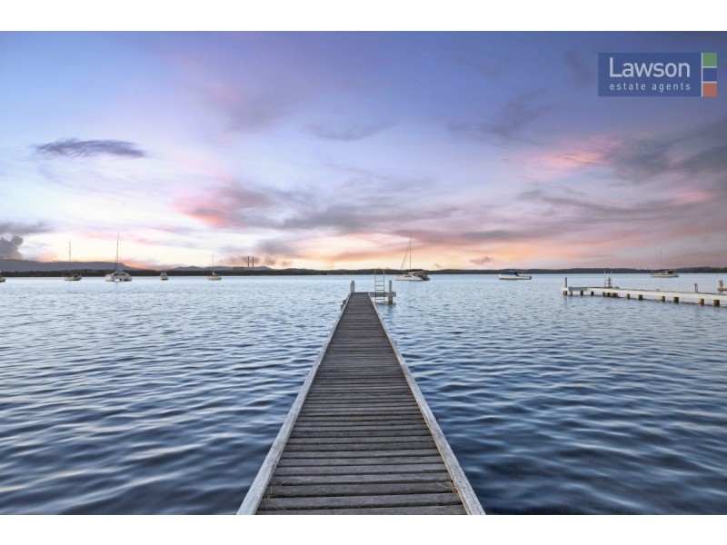 103 Grand Parade, Bonnells Bay NSW 2264