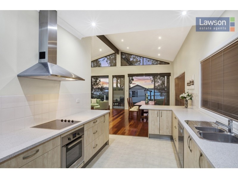 103 Grand Parade, Bonnells Bay NSW 2264