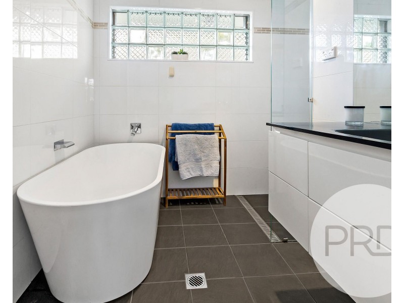 27 Victoria Street, Windermere Park NSW 2264