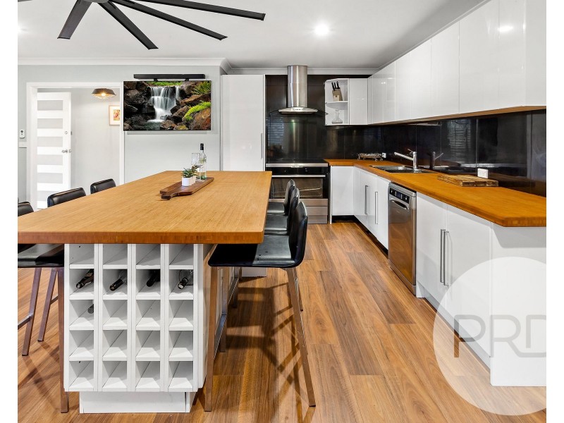 27 Victoria Street, Windermere Park NSW 2264