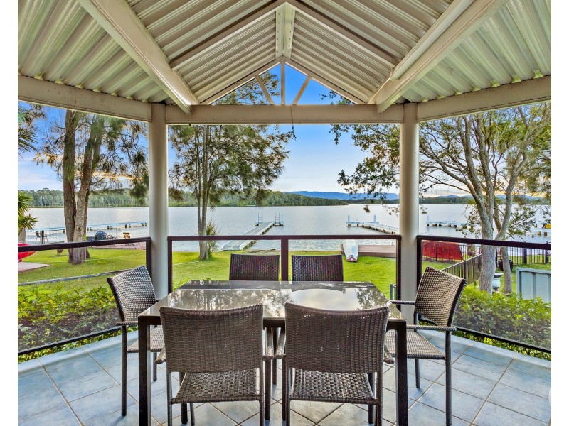 13 Victoria Street, Bonnells Bay NSW 2264