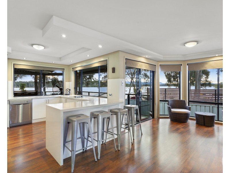 13 Victoria Street, Bonnells Bay NSW 2264