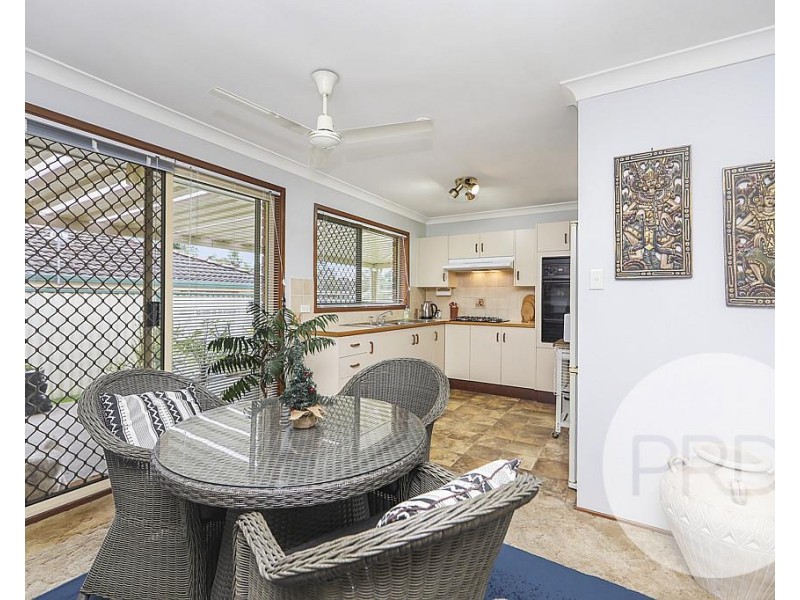 8 Everitt Place, Watanobbi NSW 2259