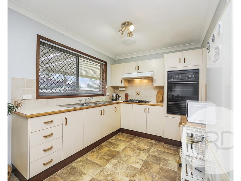 8 Everitt Place, Watanobbi NSW 2259
