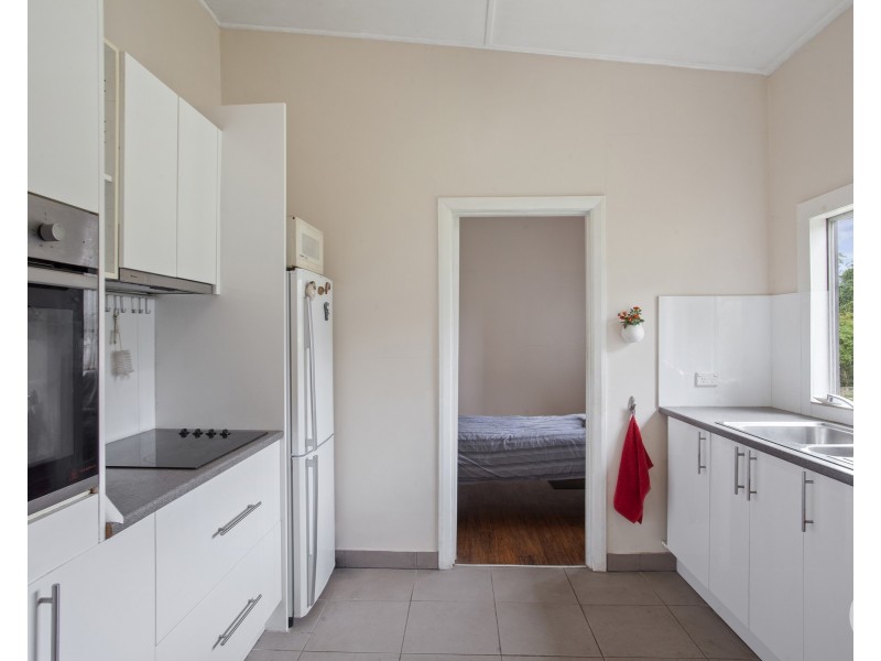 2 Cessnock Road, Sunshine NSW 2264