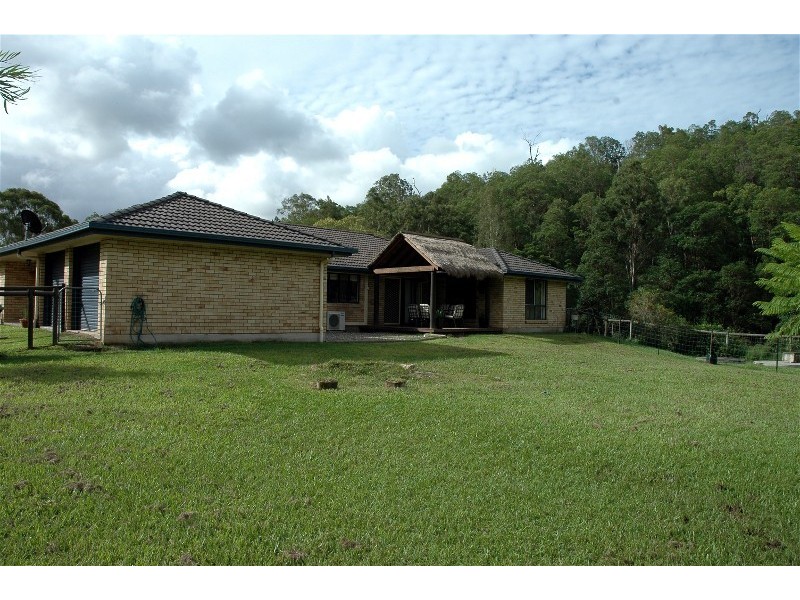 3 Harold McDonald Pl, Samford QLD 4520