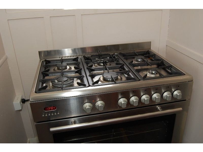 17 Elaroo Street, Morningside QLD 4170