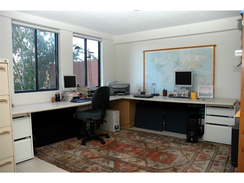 16/4 University Dr, Robina QLD 4226