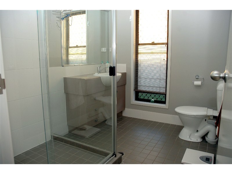 7 Park Grove Ct, Kallangur QLD 4503