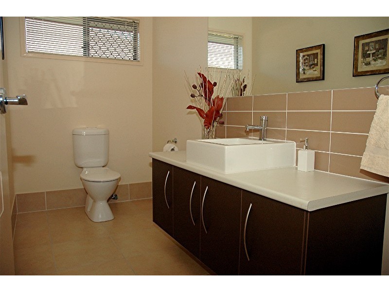 14  Hideaway Cl, Narangba QLD 4504