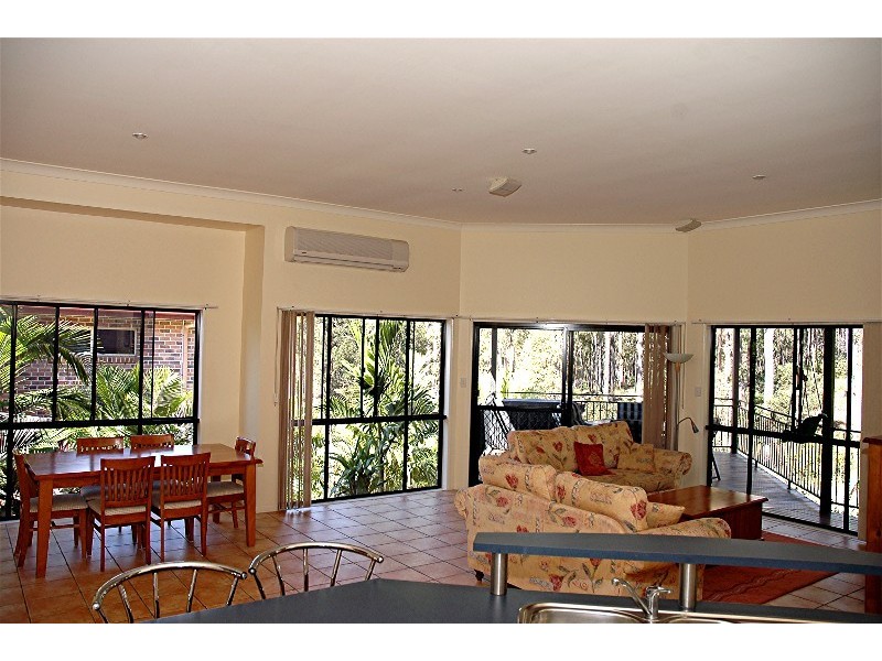 29 Tinaroo Ct, Albany Creek QLD 4035