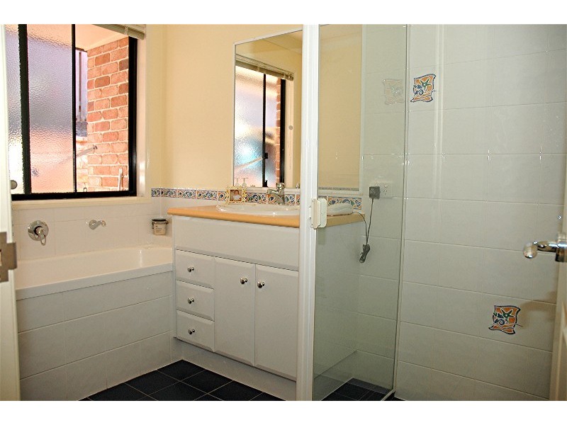 29 Tinaroo Ct, Albany Creek QLD 4035