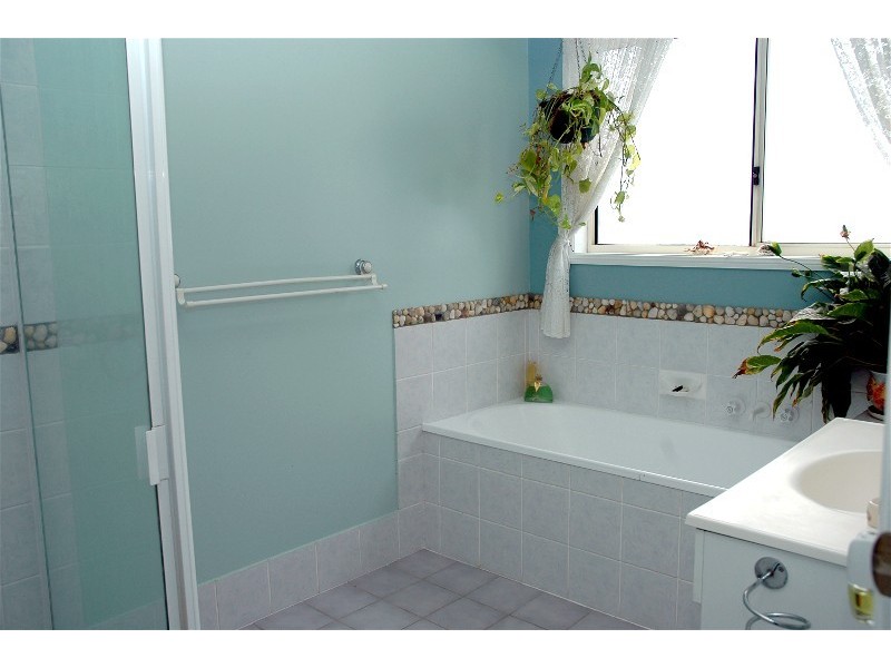 16 April Ct, Joyner QLD 4500