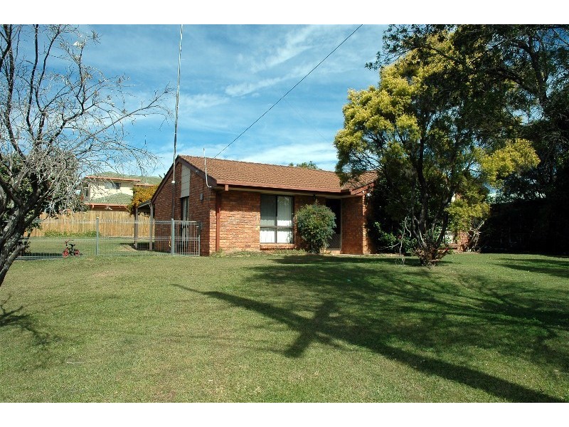 22 Andrew St, Capalaba QLD 4157