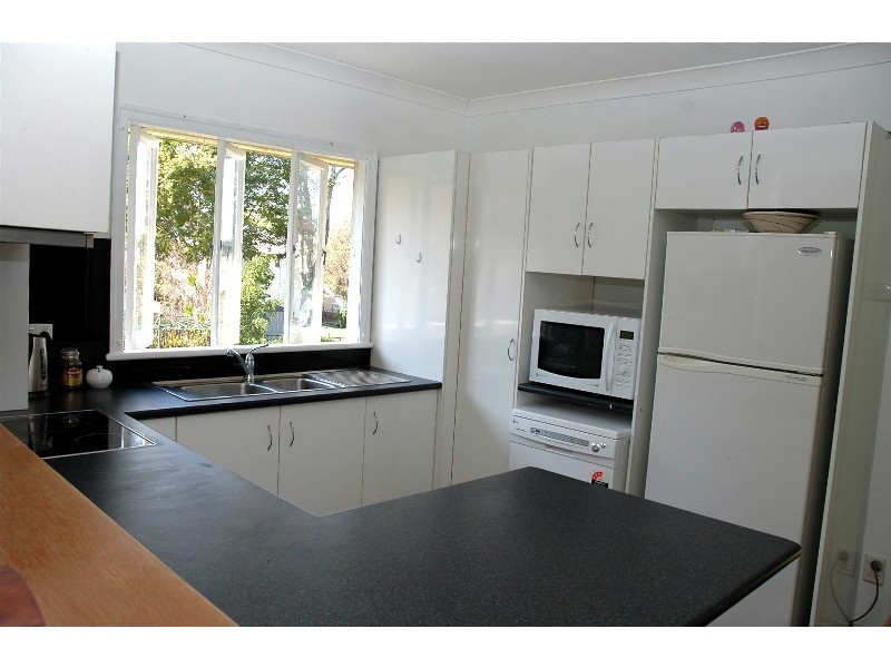 74 Muriel Av, Moorooka QLD 4105