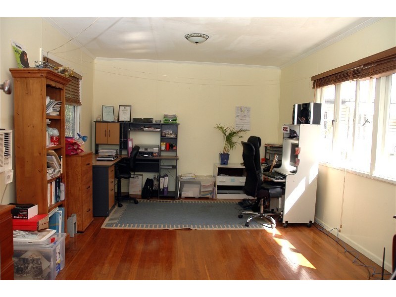 74 Muriel Av, Moorooka QLD 4105