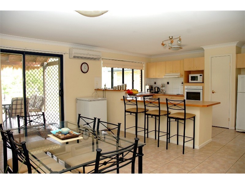 3 Harold McDonald Pl, Samford QLD 4520