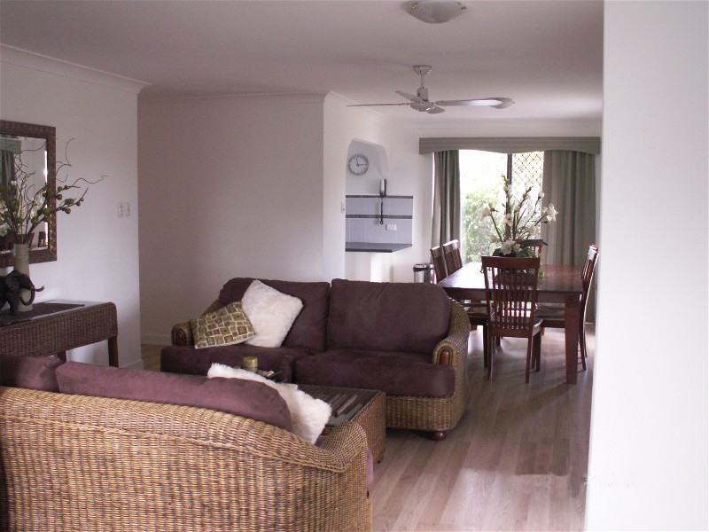 4 Kookaburra Ct, Regency Downs QLD 4341