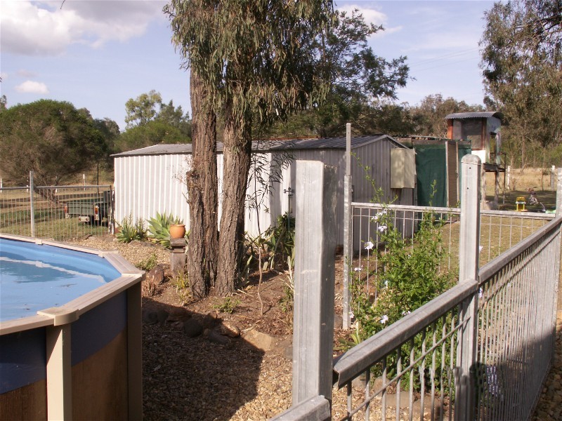 4 Kookaburra Ct, Regency Downs QLD 4341