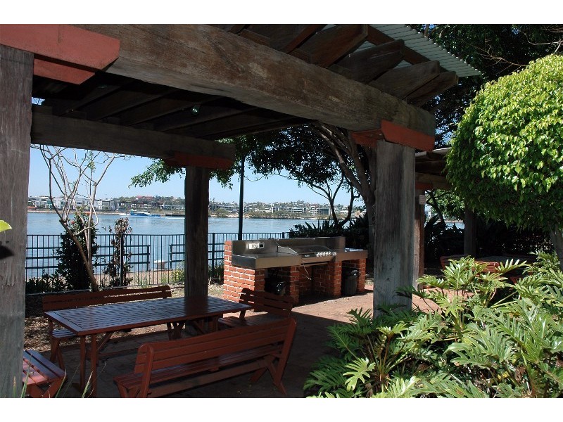 43/53 Vernon Tce, Teneriffe QLD 4005