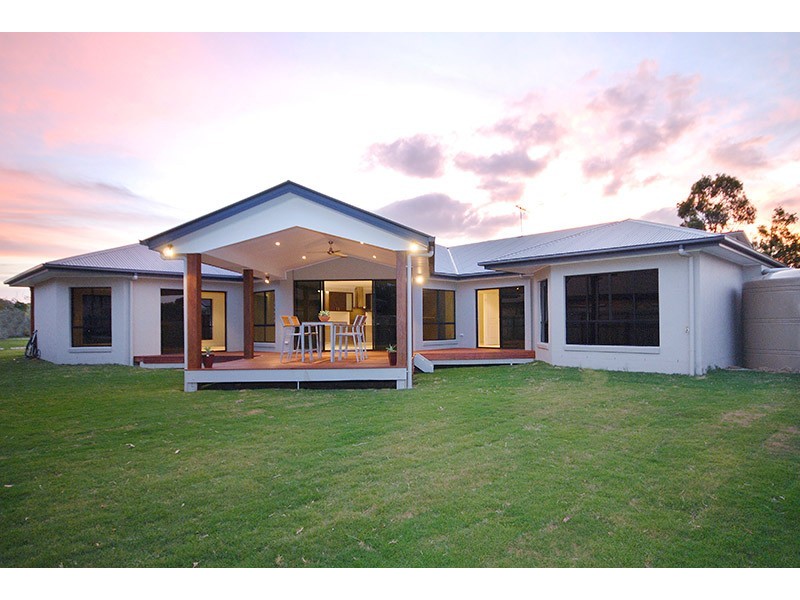 4 Serendipity Cl, Birkdale QLD 4159