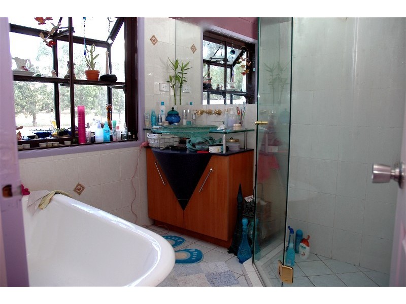 706 Waterford Tamborine Rd, Logan Village QLD 4207