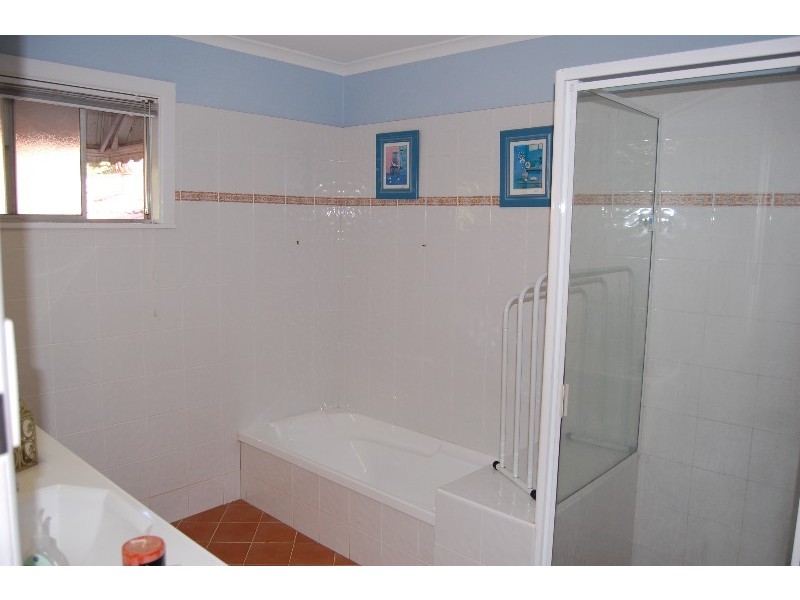 139 Bray Rd, Lawnton QLD 4501