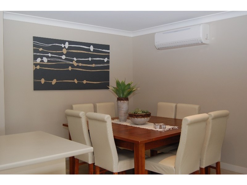 2 Diorama Ct, Eatons Hill QLD 4037