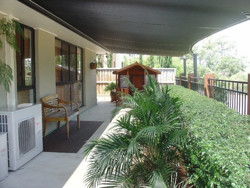 2 Diorama Ct, Eatons Hill QLD 4037