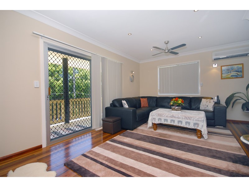 11 Kittabilla St, Chermside West QLD 4032