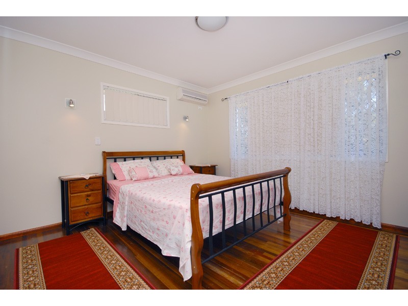 11 Kittabilla St, Chermside West QLD 4032