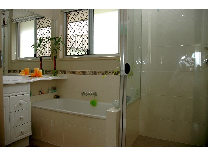 11 Poppel Ct, Narangba QLD 4504