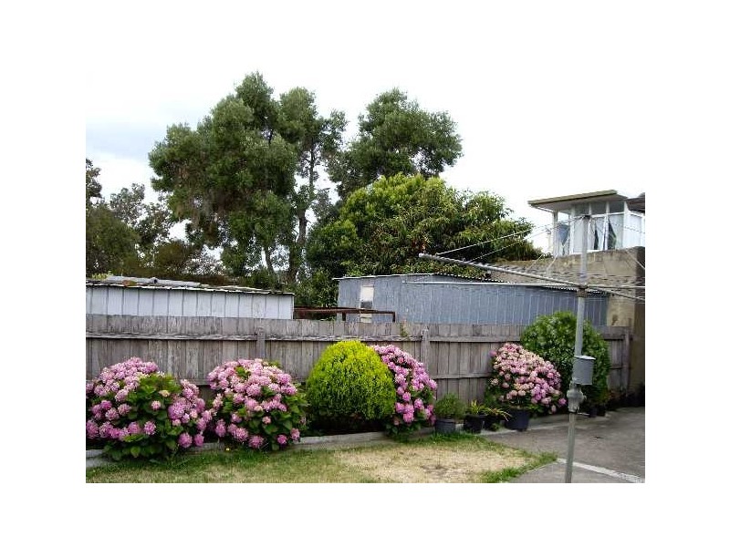 41 Theodore St, St Albans VIC 3021