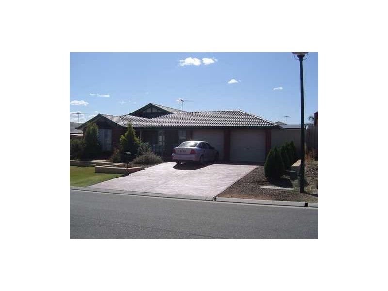13 Lancelot St, Blakeview SA 5114
