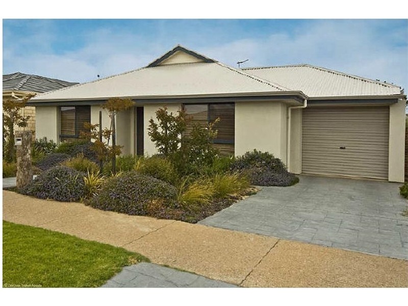 15 Kipsy St, Aldinga Beach SA 5173
