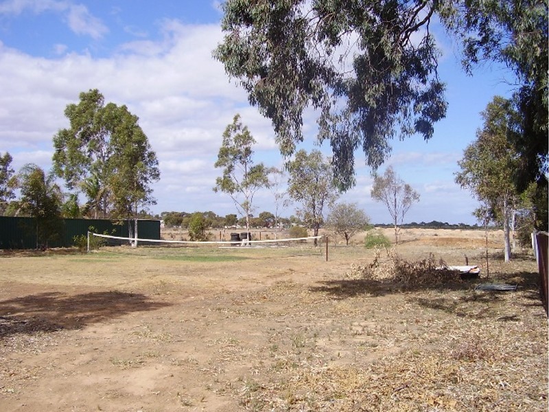 38 Elizabeth St, Two Wells SA 5501