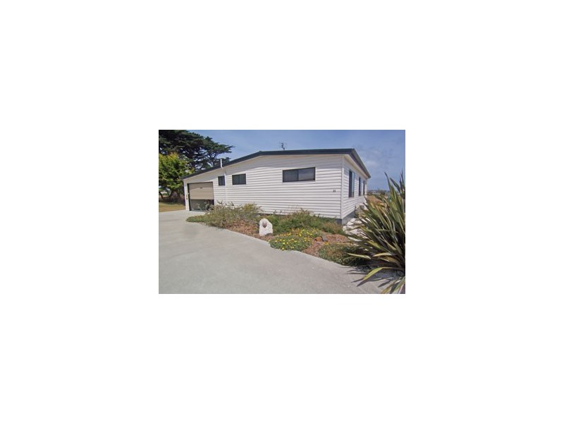 2 North Caroline St, Devonport TAS 7310