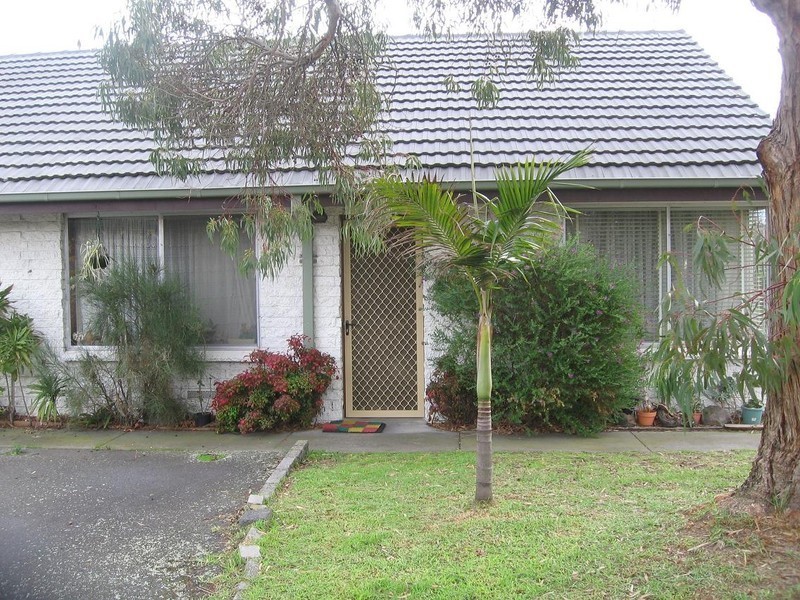 4/1A Hannah St, Seaford VIC 3198